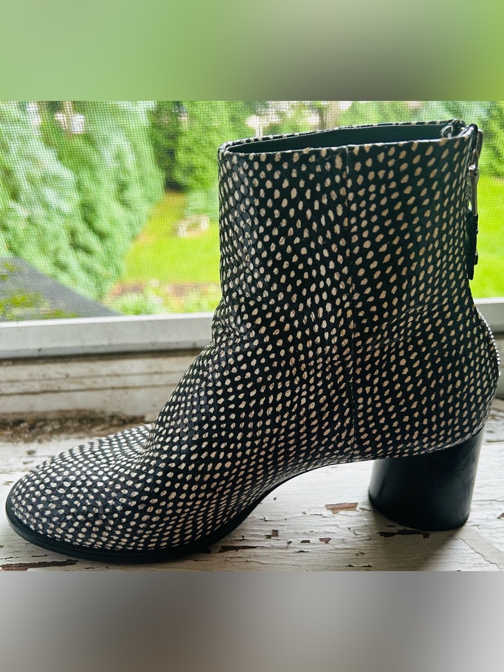 rag & bone Fleur Snakeskin Embossed Leather Ankle Boots size 7 EU37 EUC